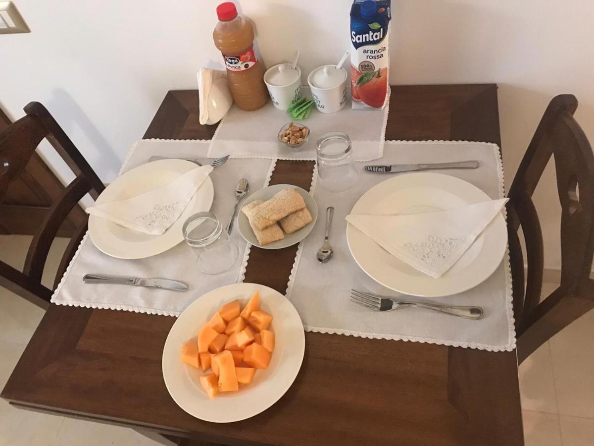 Lo Scrigno Barocco Bed & Breakfast Лече Екстериор снимка